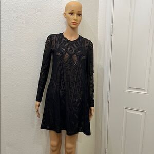 BCBGMaxAzria Maternity Black Cream A-line Cocktail Dress Long Sleeved Sheer Lace